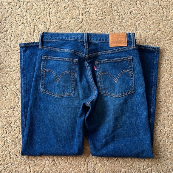 Levi Wedgie jeans - straight fit/high rise size 29 - Picture 4 of 9